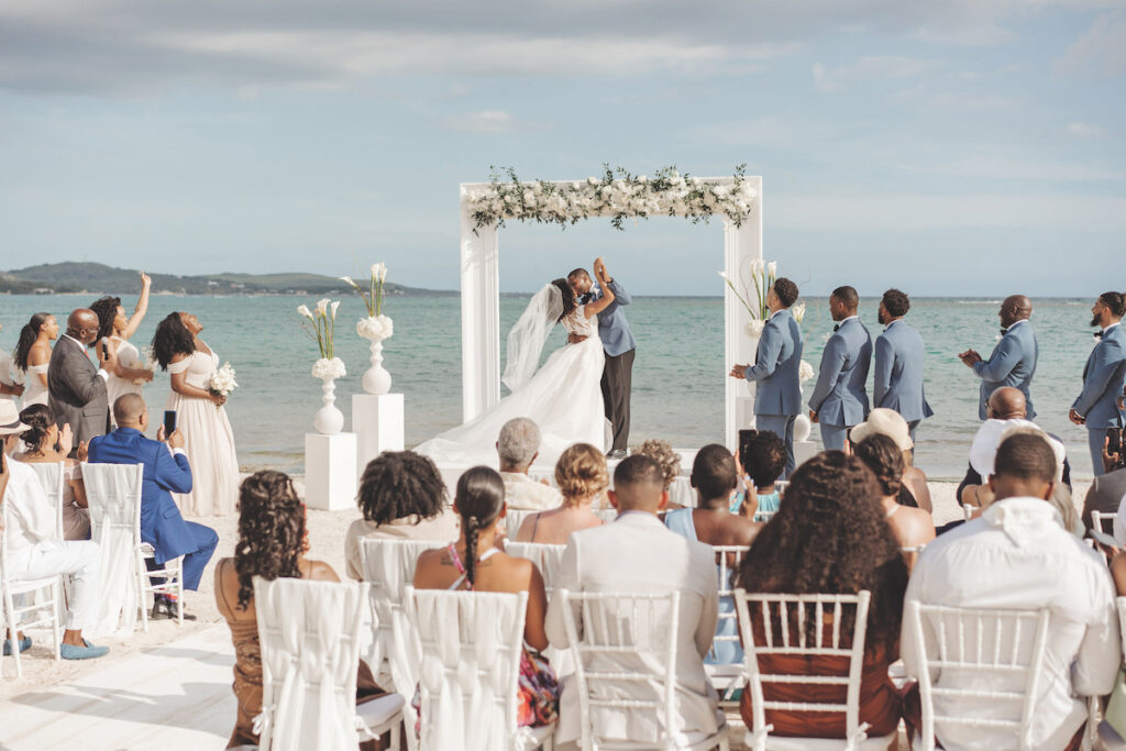 AisleToIsle_Vol3_5_RealWedding_Imani&D'Andre_SWH_7_Couple_030 copy